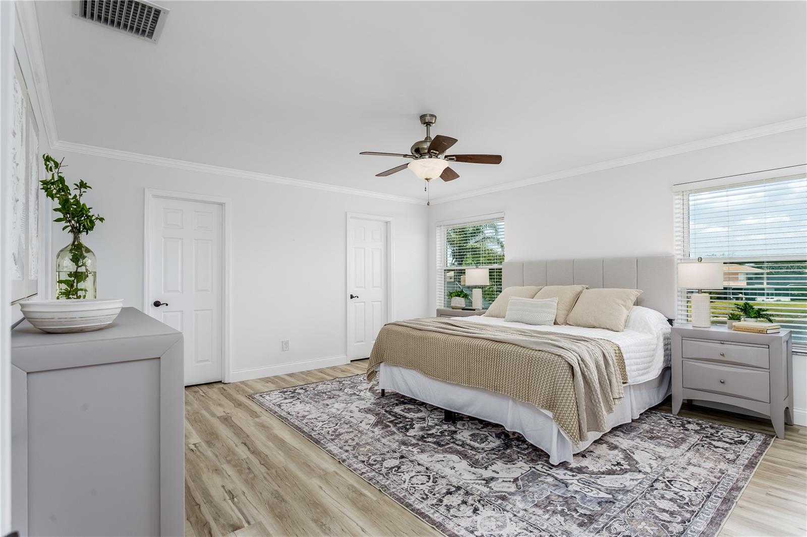 8518 TIDAL BAY LN, TAMPA, FL, 33635