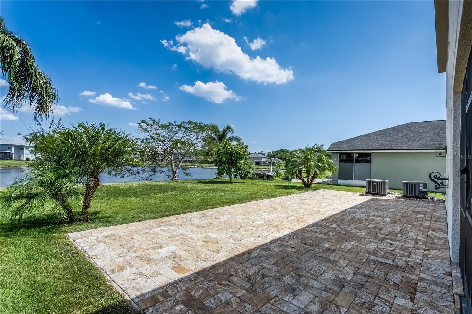 8518 TIDAL BAY LN, TAMPA, FL, 33635
