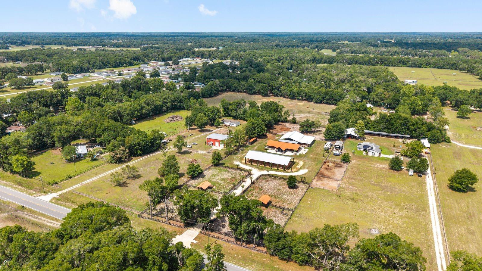 16392 NE JACKSONVILLE RD, CITRA, FL, 32113