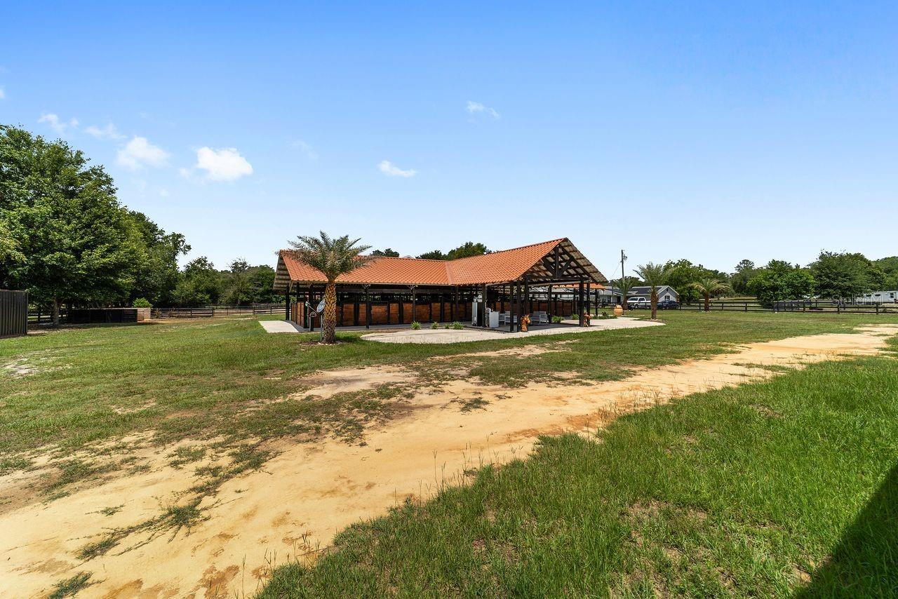 16392 NE JACKSONVILLE RD, CITRA, FL, 32113