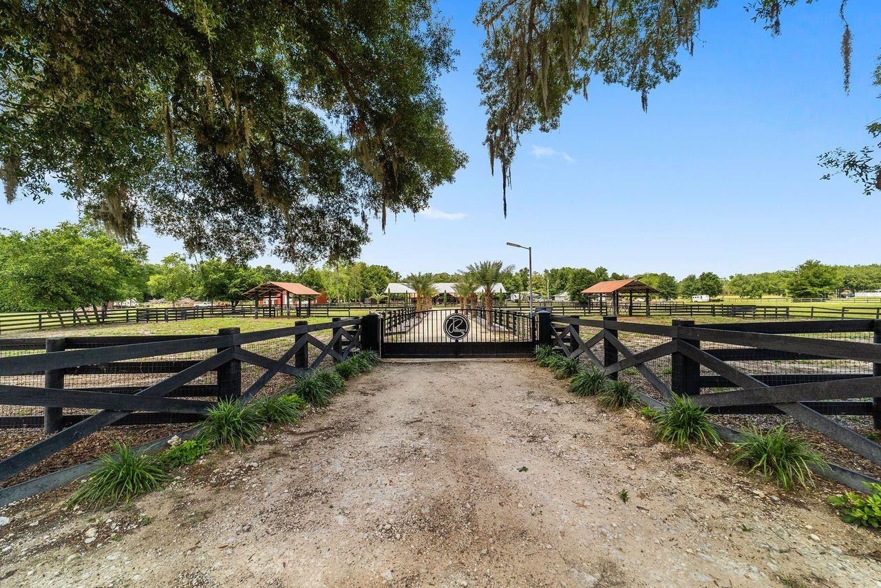 16392 NE JACKSONVILLE RD, CITRA, FL, 32113