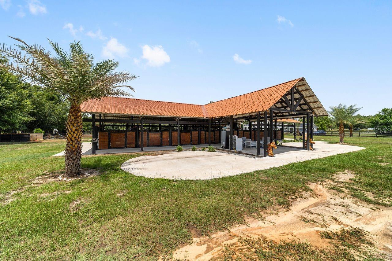 16392 NE JACKSONVILLE RD, CITRA, FL, 32113