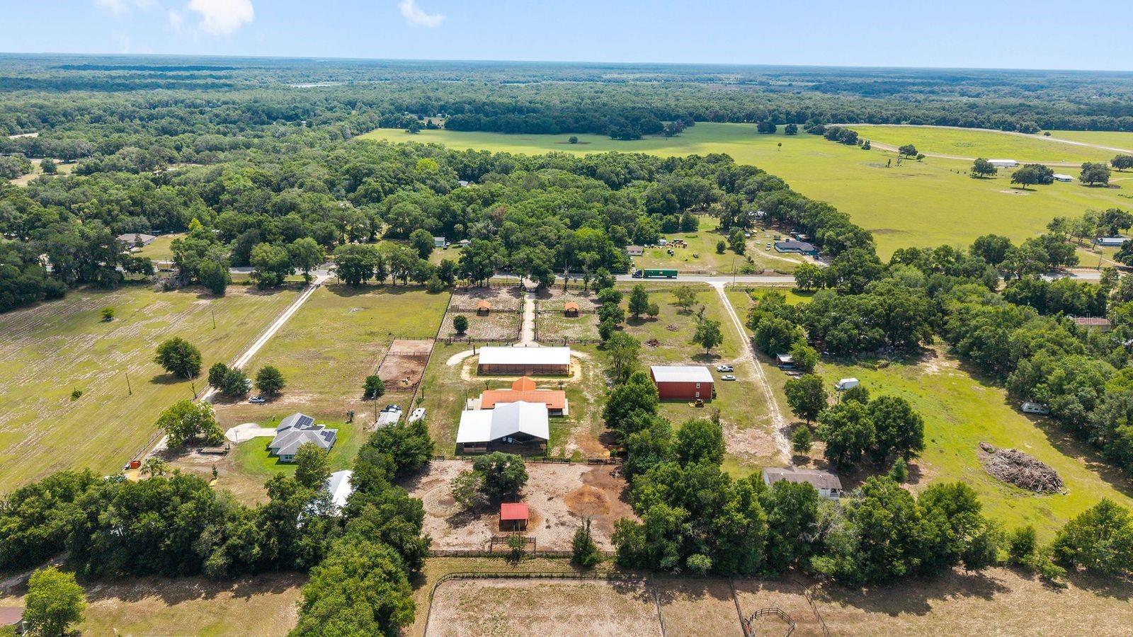 16392 NE JACKSONVILLE RD, CITRA, FL, 32113