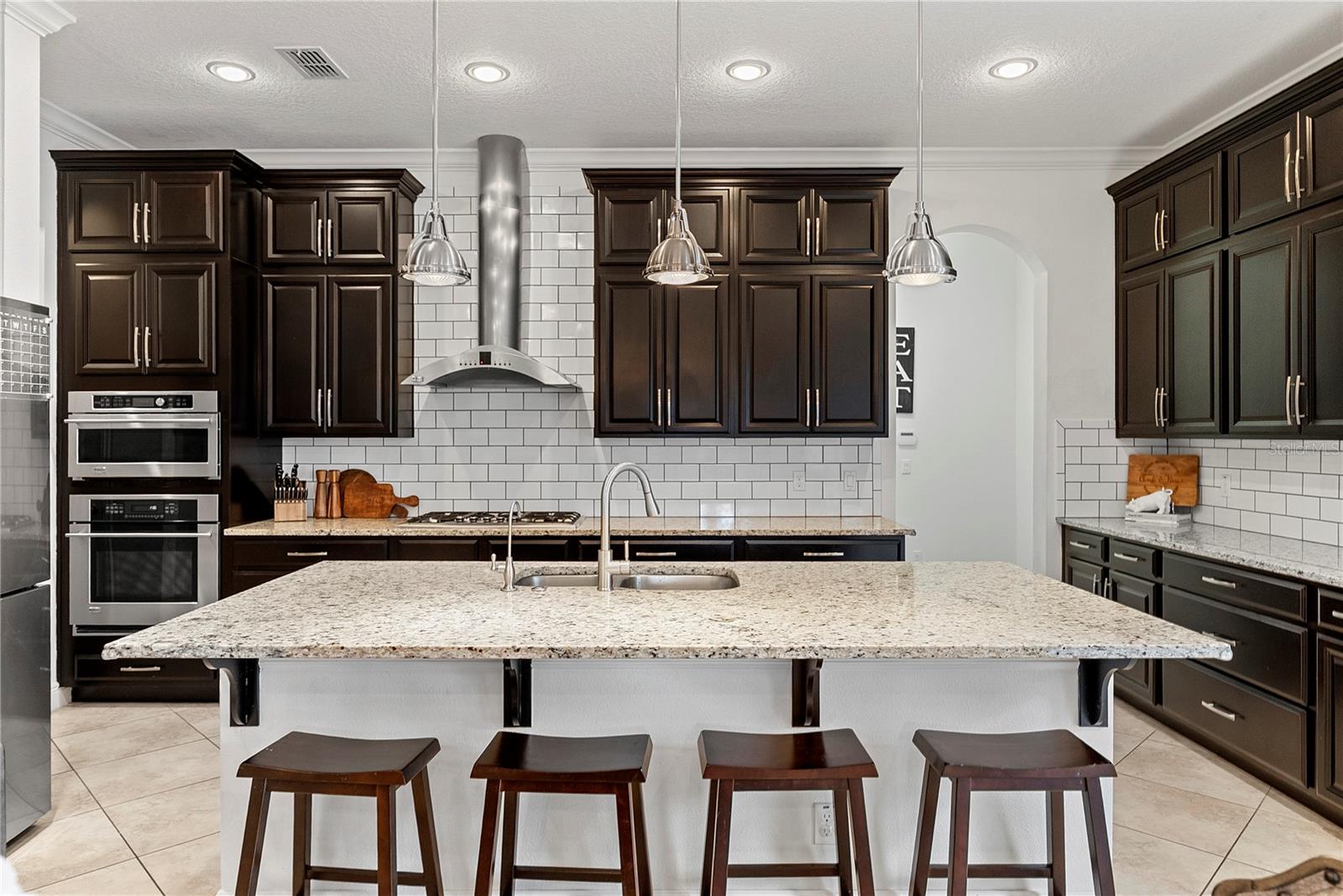 906 SHERBOURNE CIR, LAKE MARY, FL, 32746