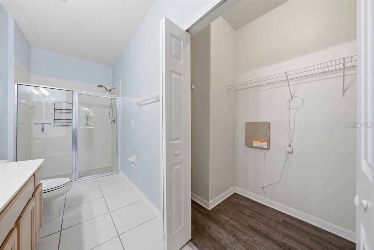 9508 W PARK VILLAGE DR #107, TAMPA, FL, 33626