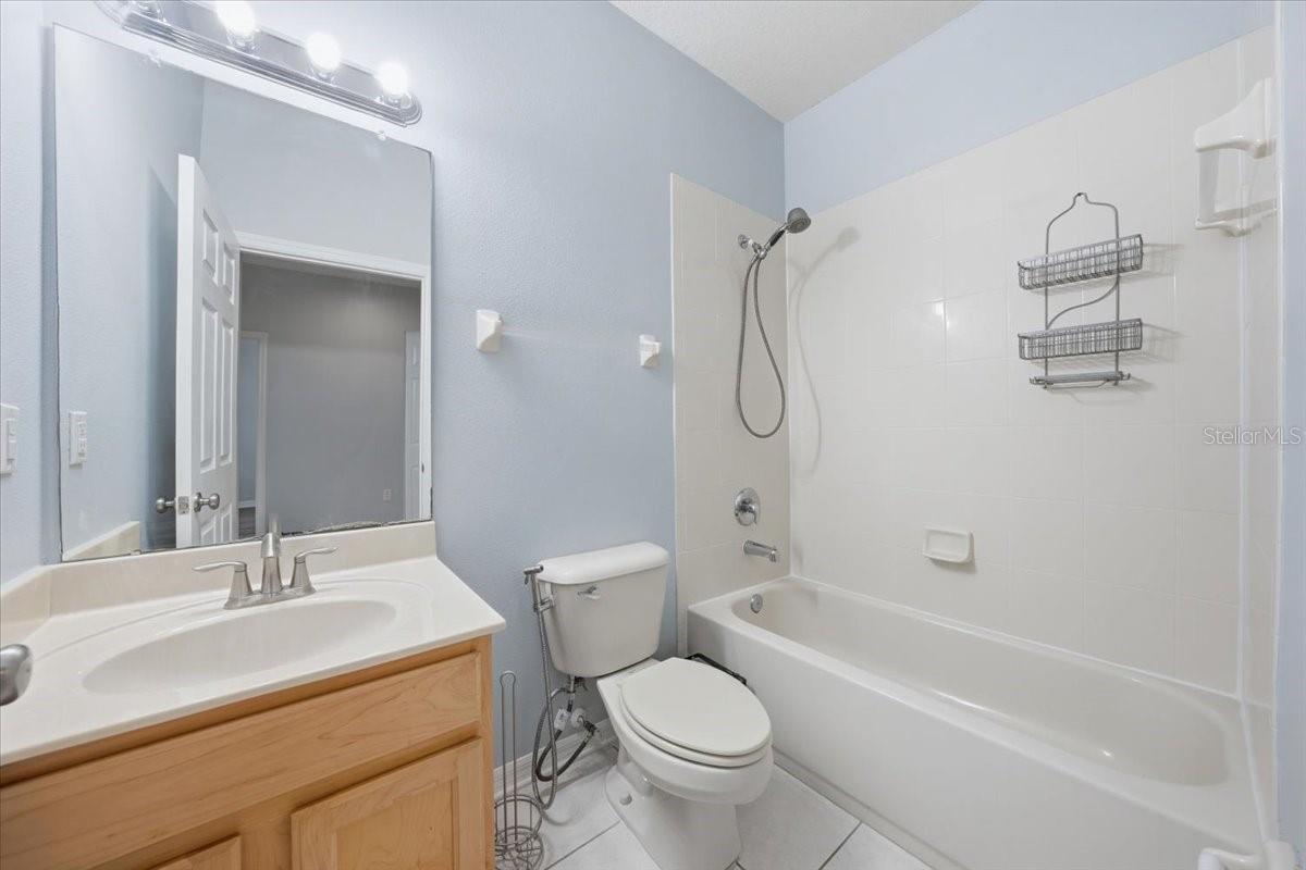 9508 W PARK VILLAGE DR #107, TAMPA, FL, 33626