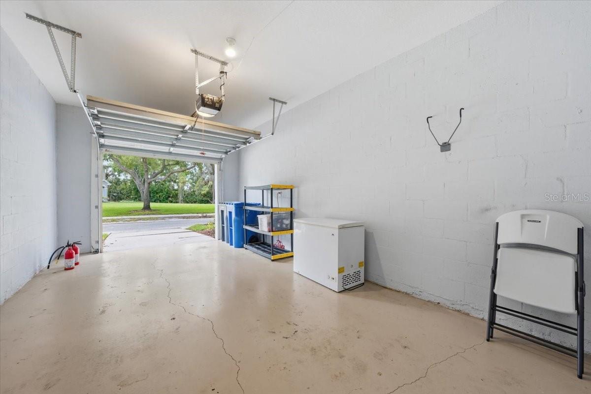 9508 W PARK VILLAGE DR #107, TAMPA, FL, 33626