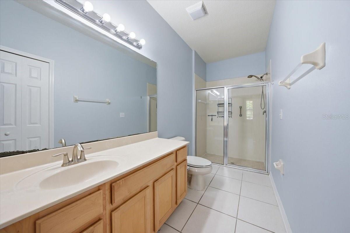 9508 W PARK VILLAGE DR #107, TAMPA, FL, 33626