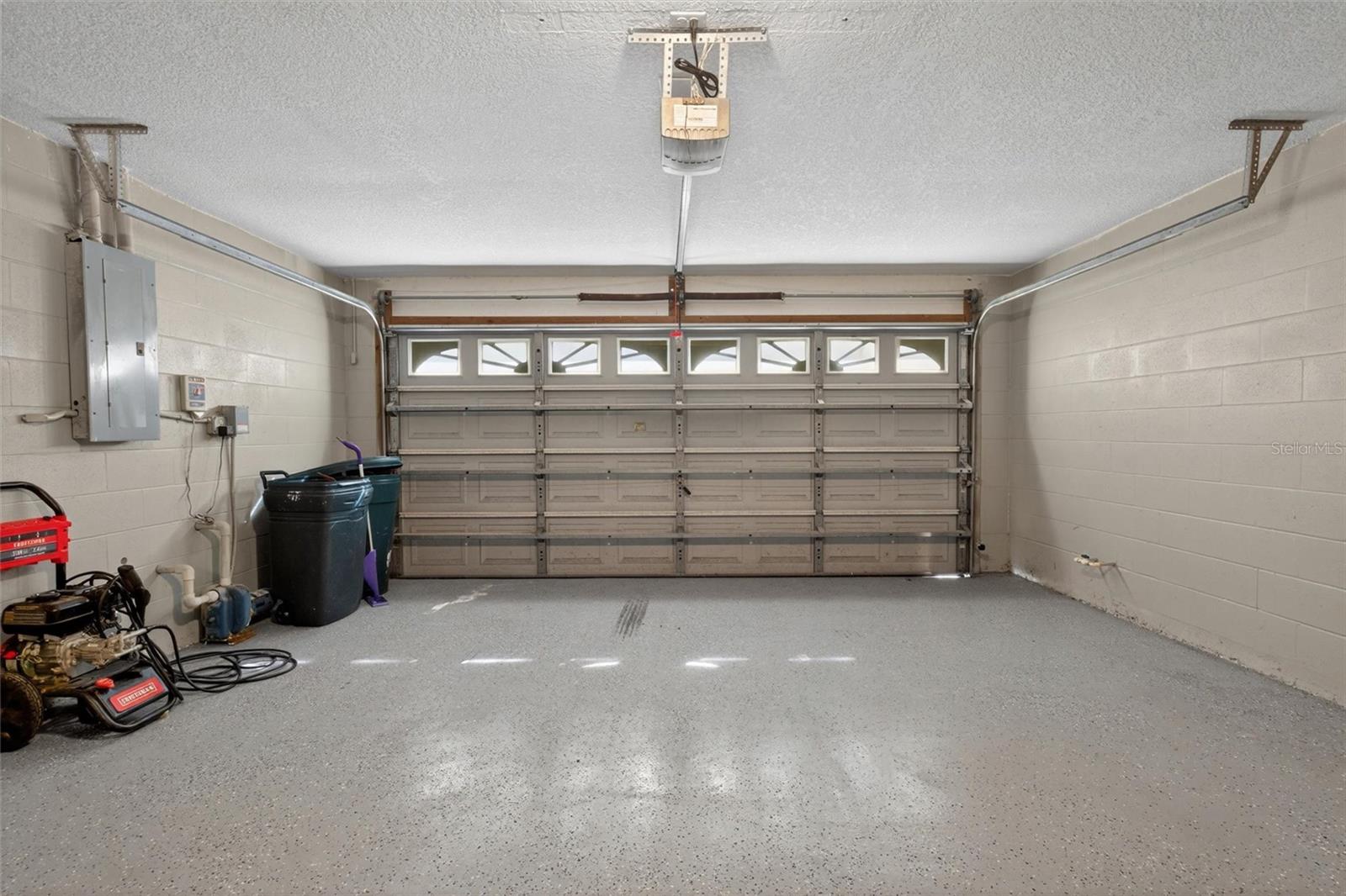 71 PRESIDENTIAL LN, PALM COAST, FL, 32164