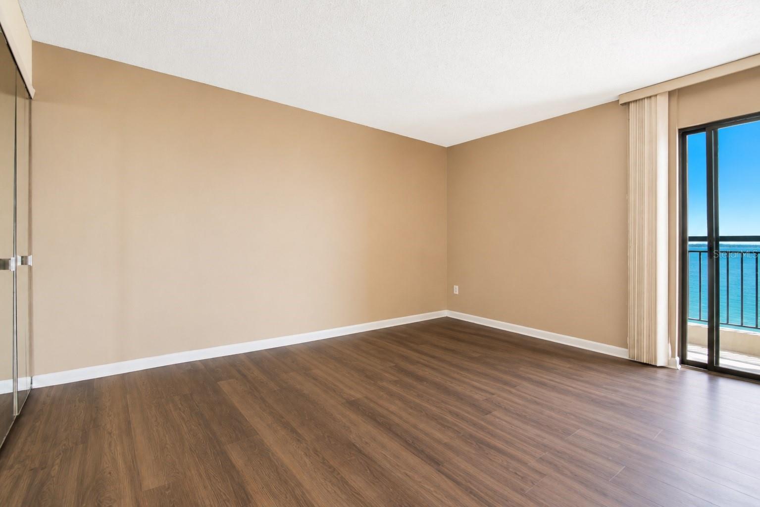 800 S GULFVIEW BLVD #908, CLEARWATER BEACH, FL, 33767