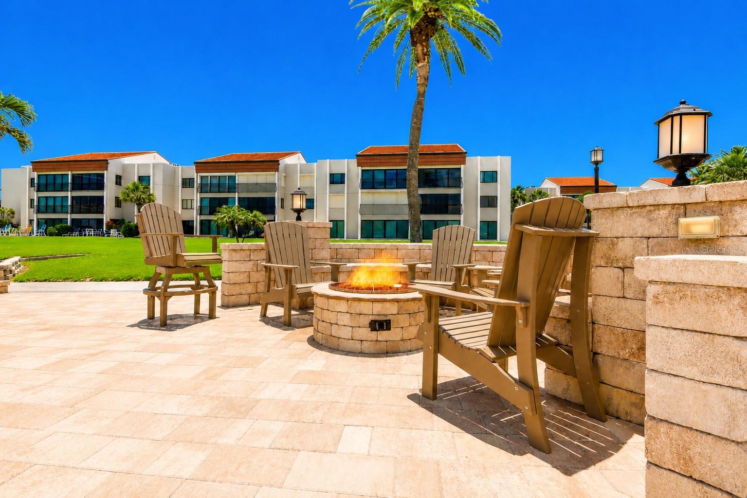 800 S GULFVIEW BLVD #908, CLEARWATER BEACH, FL, 33767