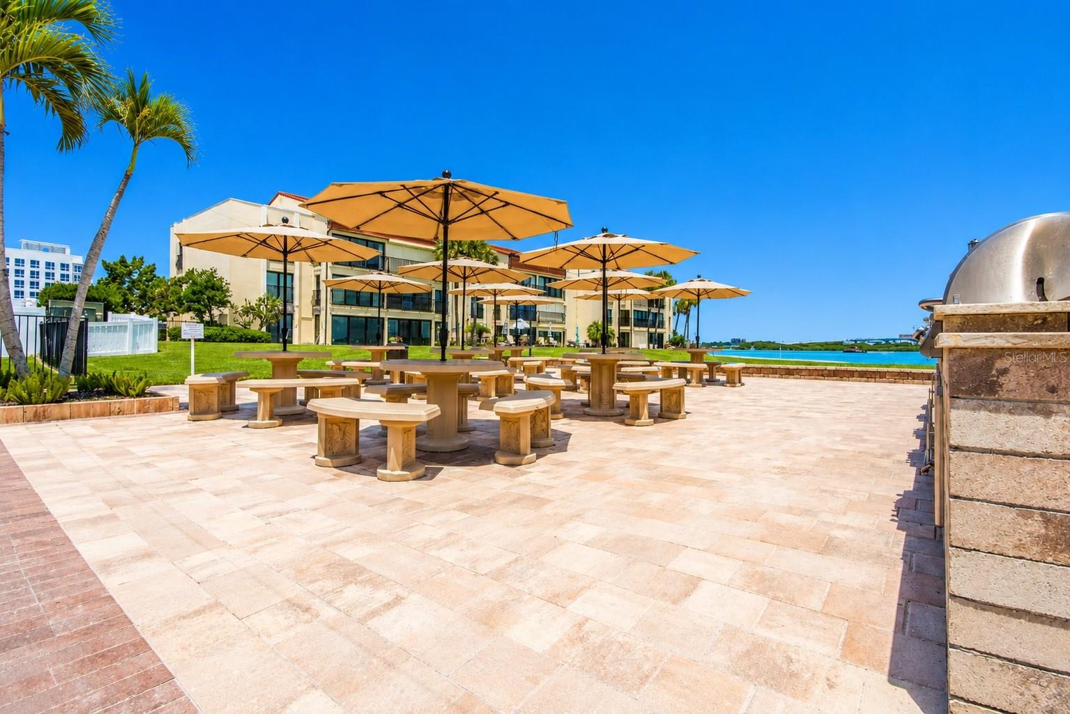 800 S GULFVIEW BLVD #908, CLEARWATER BEACH, FL, 33767