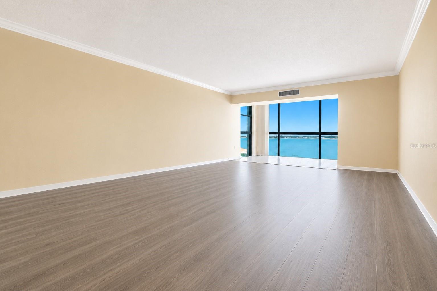 800 S GULFVIEW BLVD #908, CLEARWATER BEACH, FL, 33767