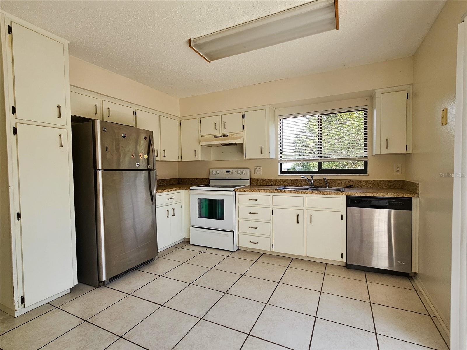 1424 BRAMBLEWOOD DR, LAKELAND, FL, 33811