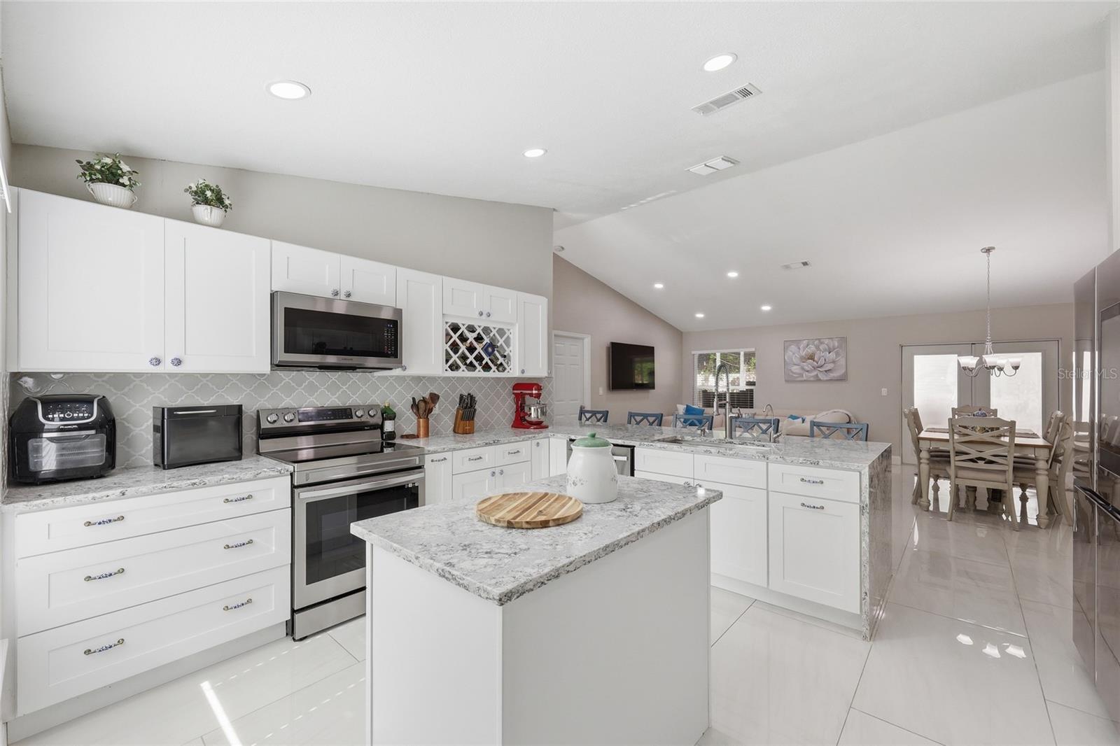 313 FOGGY CREEK RD, DAVENPORT, FL, 33837