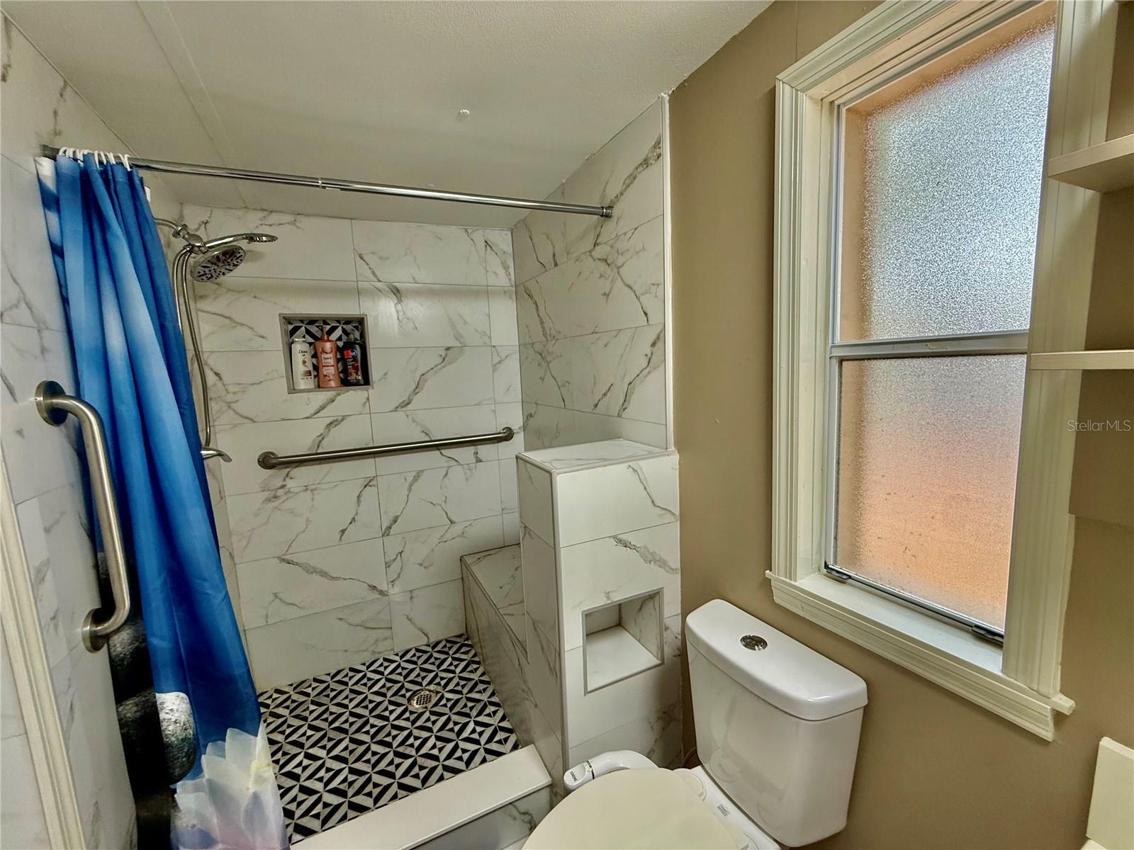 208 ASHLEY ST, HAWTHORNE, FL, 32640