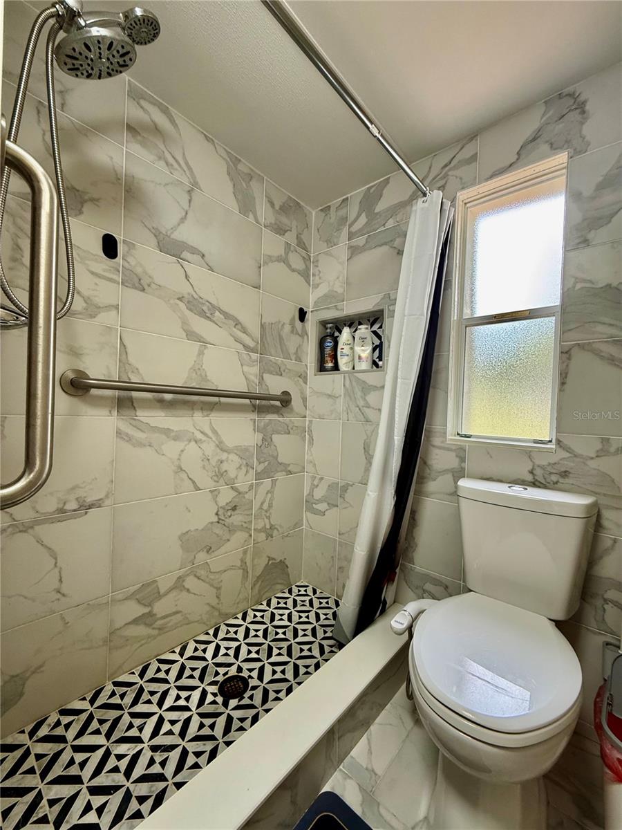 208 ASHLEY ST, HAWTHORNE, FL, 32640