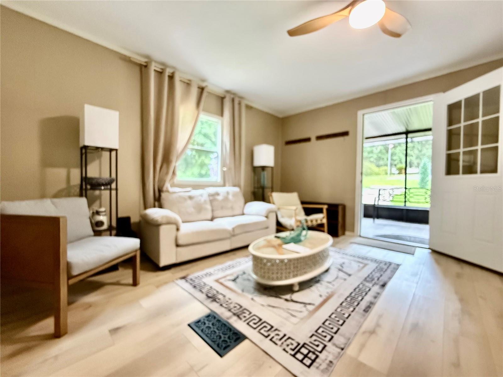 208 ASHLEY ST, HAWTHORNE, FL, 32640