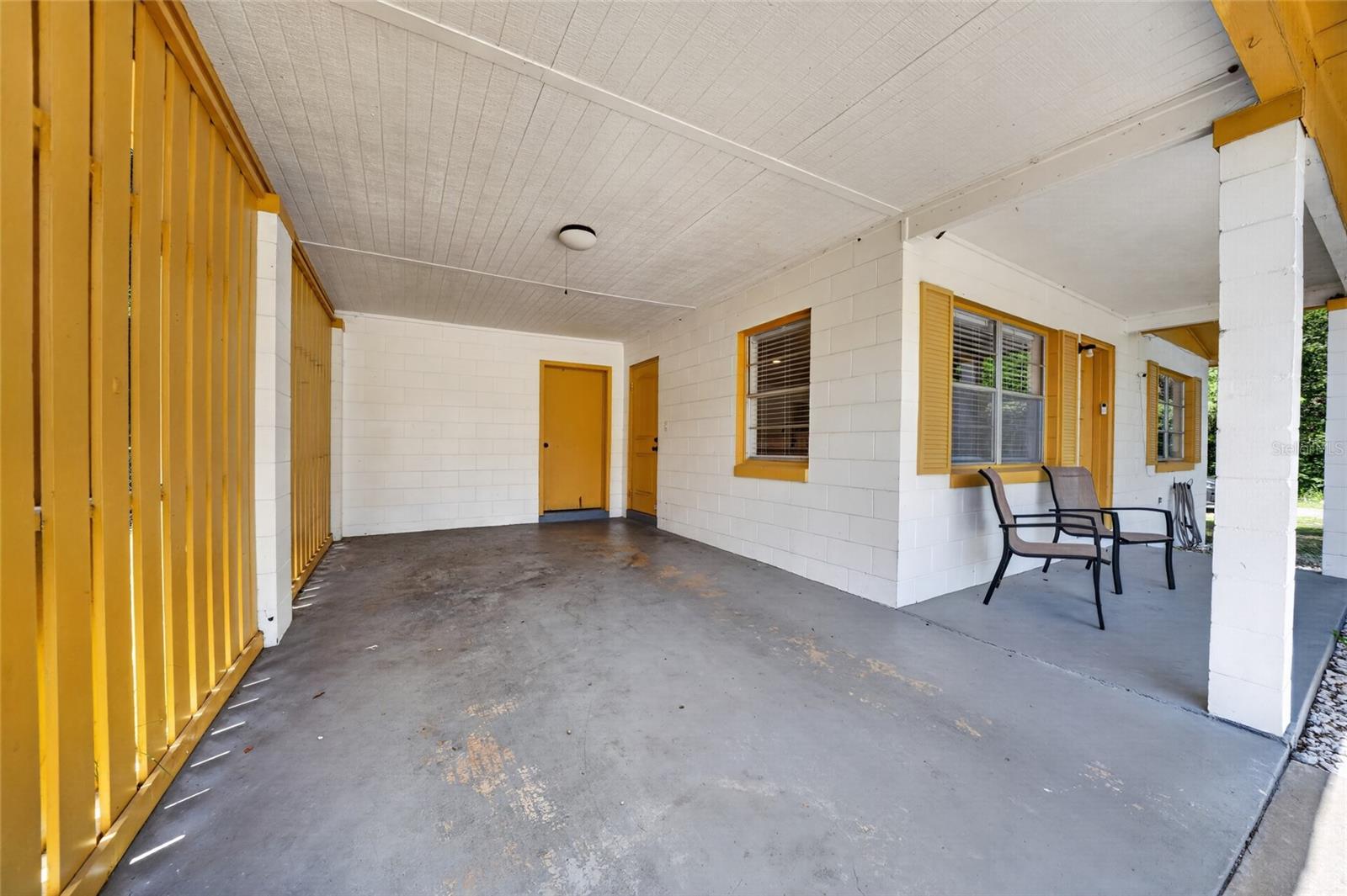 529 E GOTTSCHE AVE, EUSTIS, FL, 32726