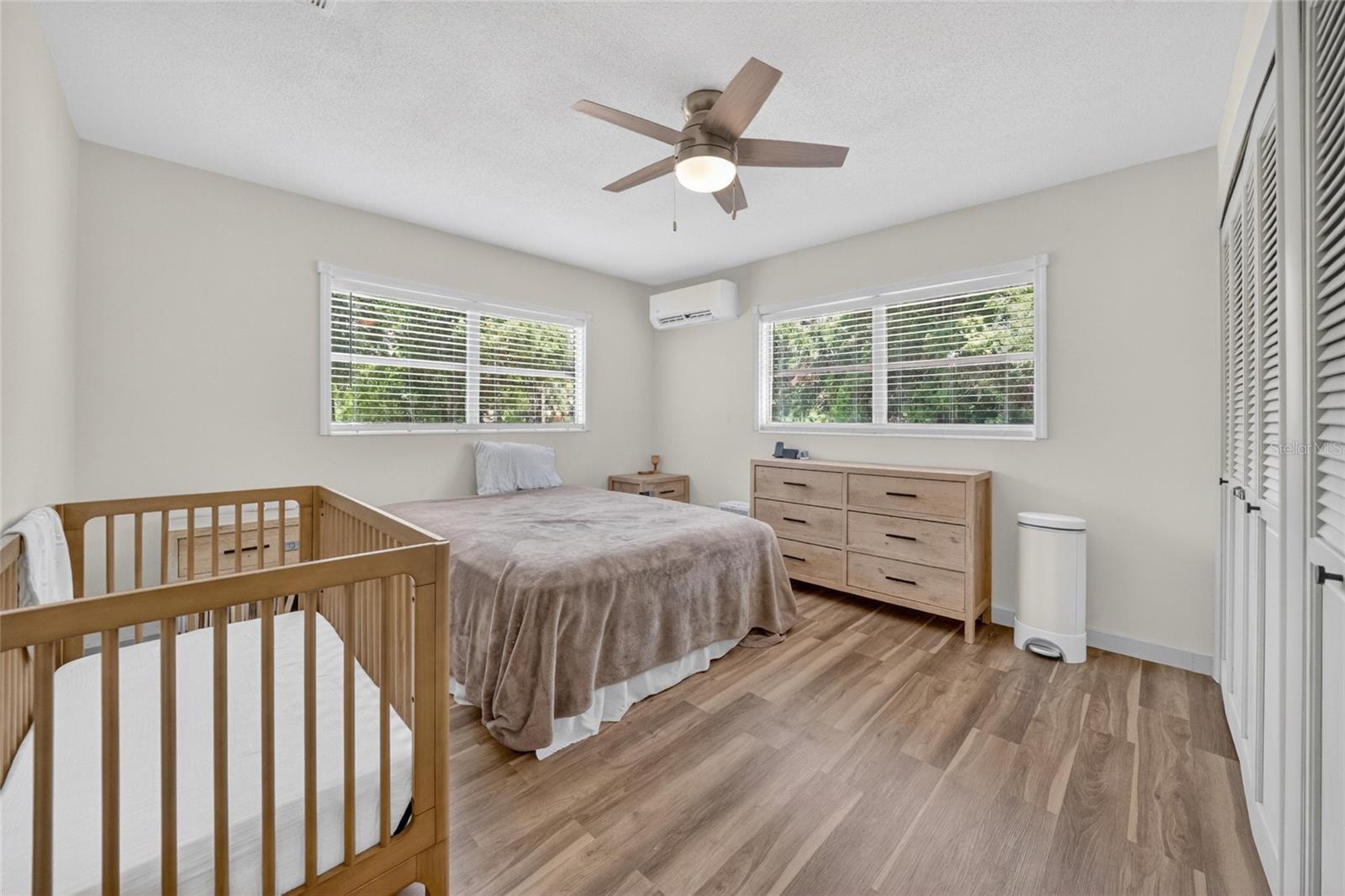 529 E GOTTSCHE AVE, EUSTIS, FL, 32726