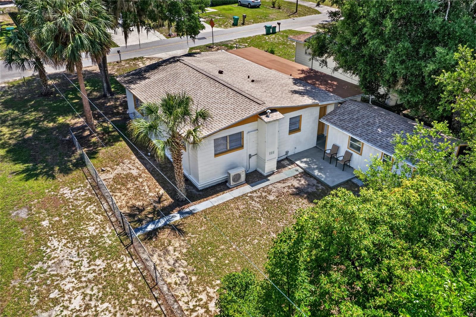 529 E GOTTSCHE AVE, EUSTIS, FL, 32726