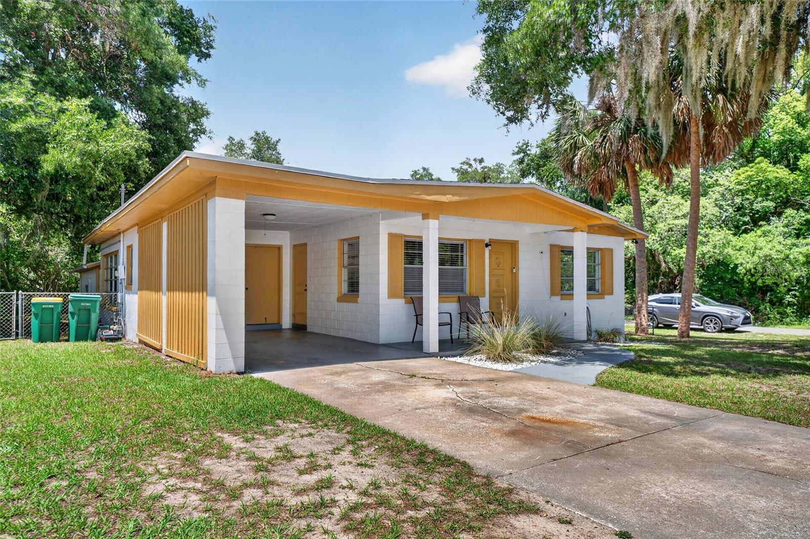 529 E GOTTSCHE AVE, EUSTIS, FL, 32726