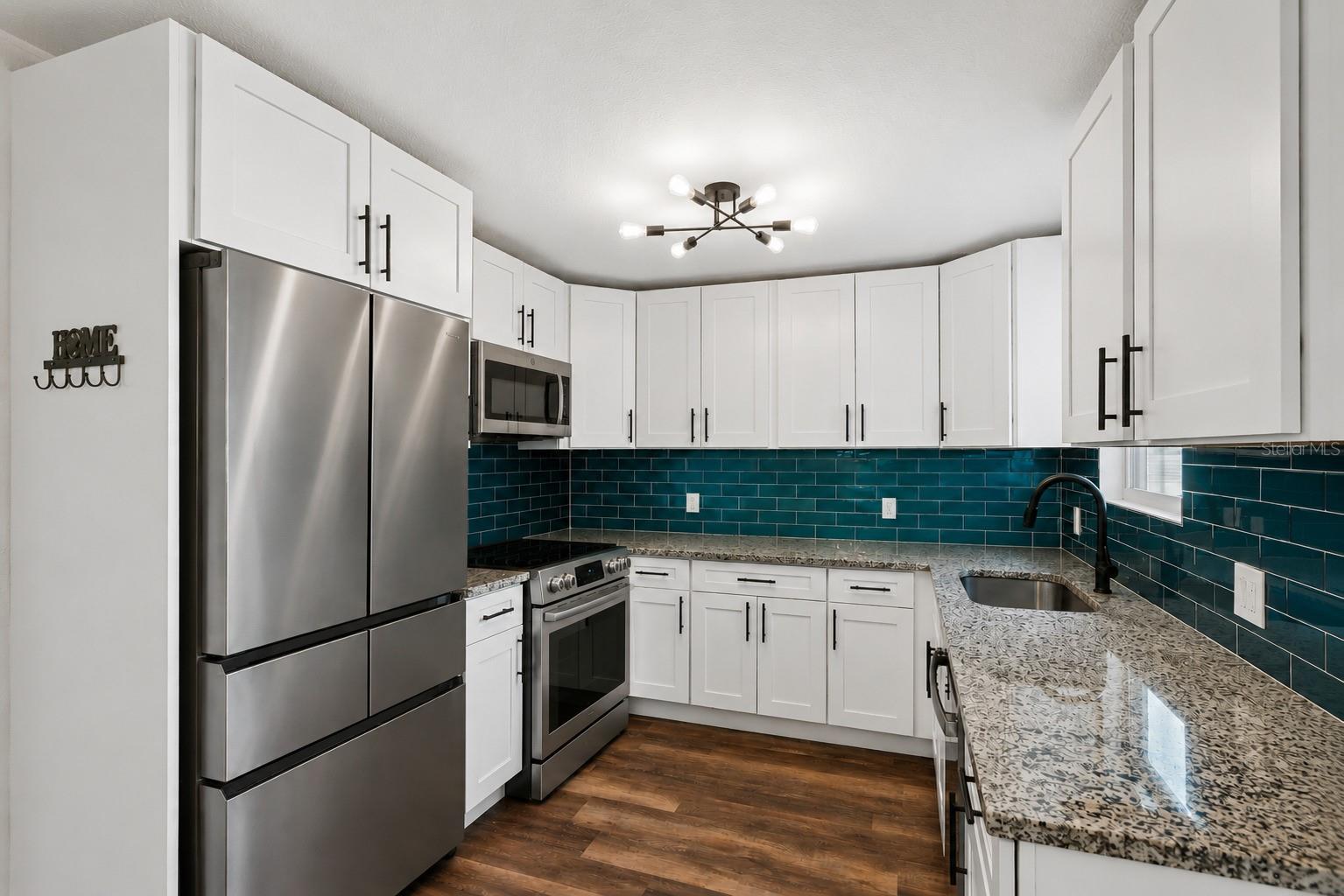 4135 FAIRFIELD AVE S, ST PETERSBURG, FL, 33711