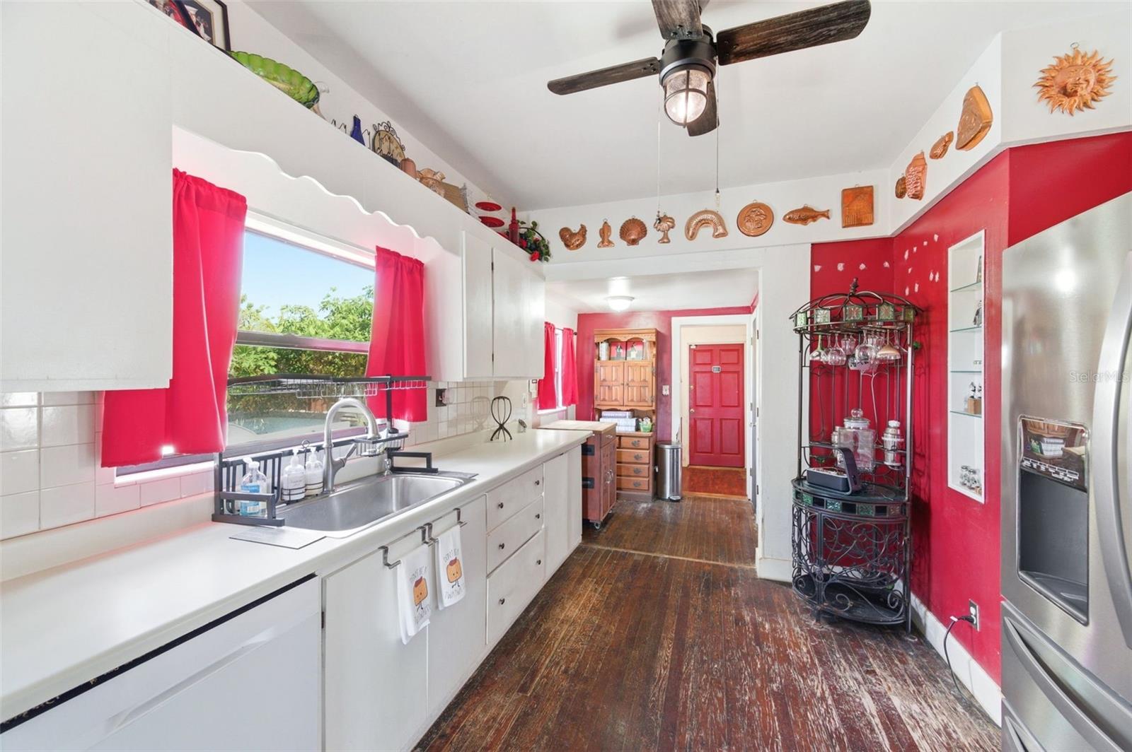 4263 5TH AVE N, ST PETERSBURG, FL, 33713