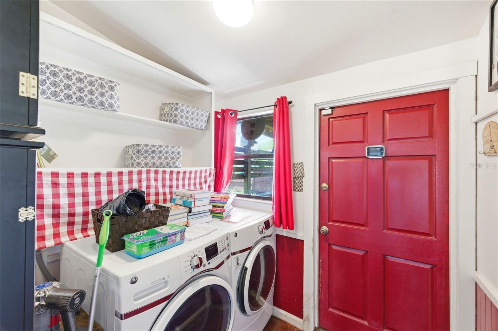 4263 5TH AVE N, ST PETERSBURG, FL, 33713