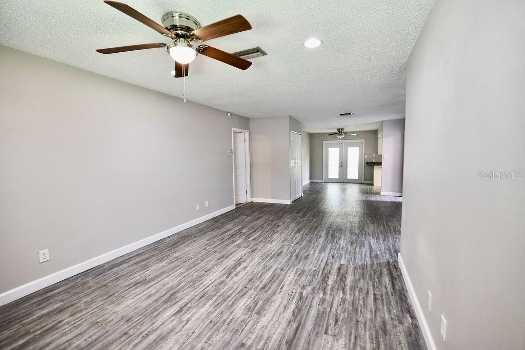 915 ROYAL OAK CT, HOLLY HILL, FL, 32117