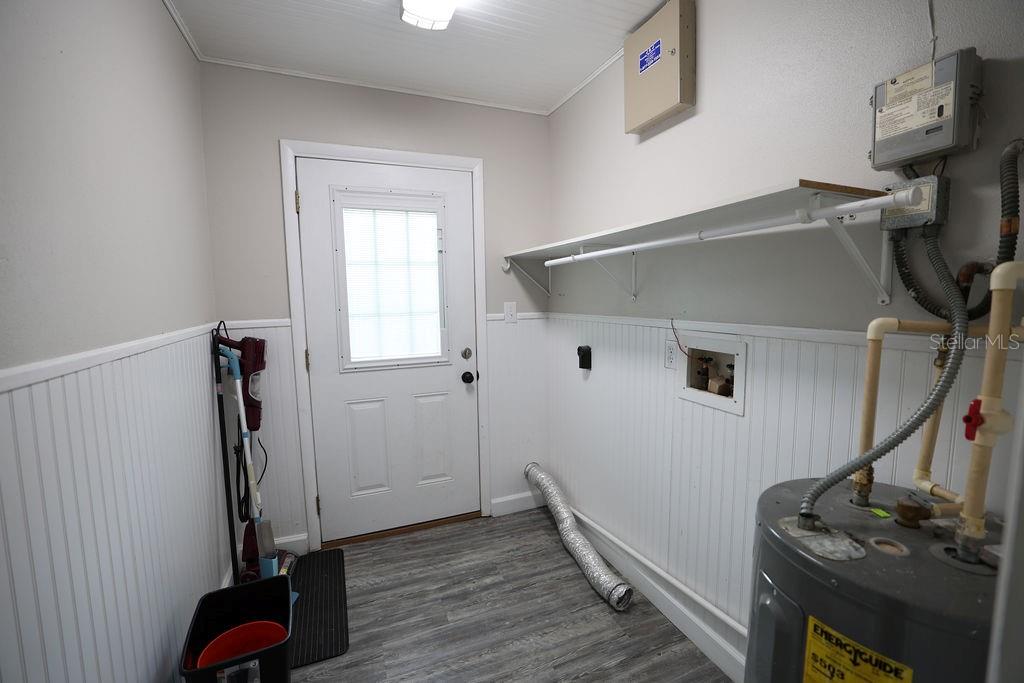 915 ROYAL OAK CT, HOLLY HILL, FL, 32117