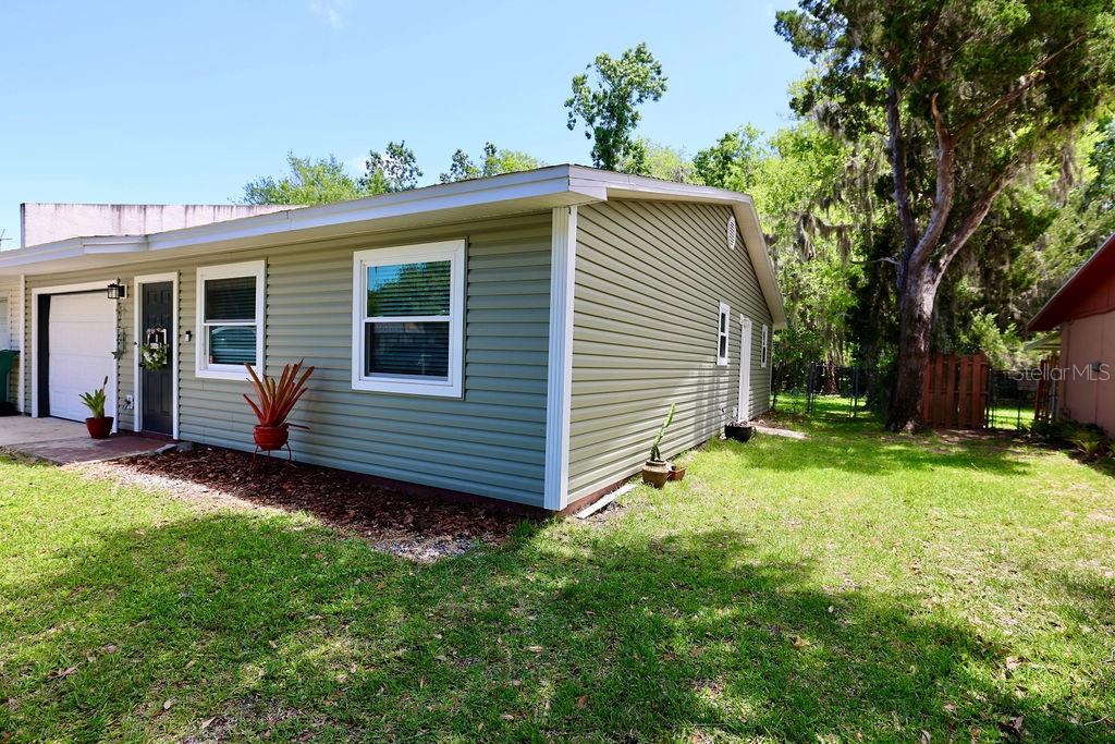 915 ROYAL OAK CT, HOLLY HILL, FL, 32117