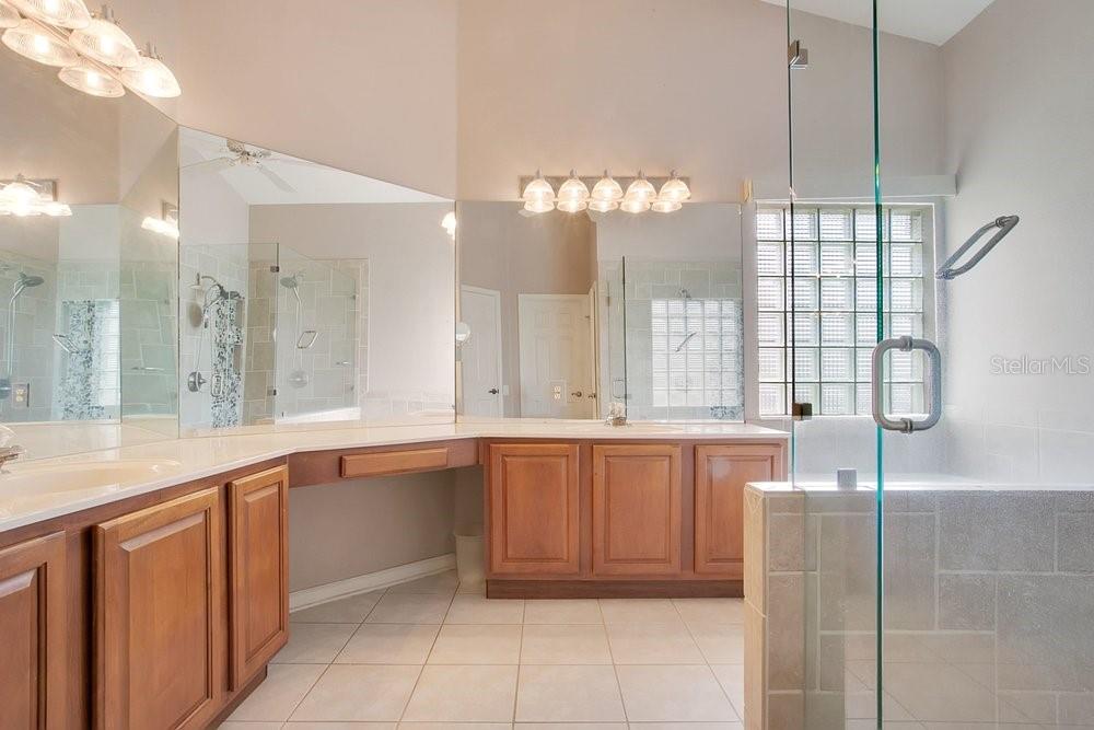 2405 BLOSSOMWOOD DR, OVIEDO, FL, 32765