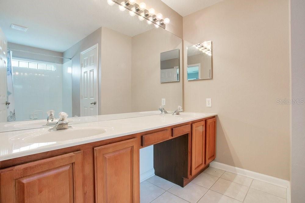 2405 BLOSSOMWOOD DR, OVIEDO, FL, 32765