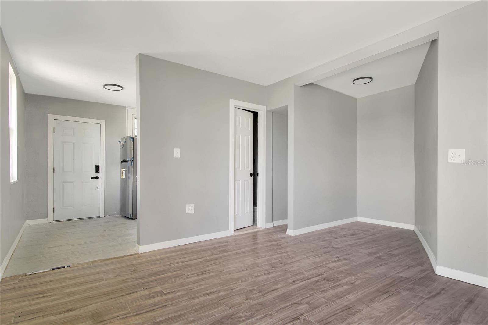 669 AVENUE B NW #4, WINTER HAVEN, FL, 33881