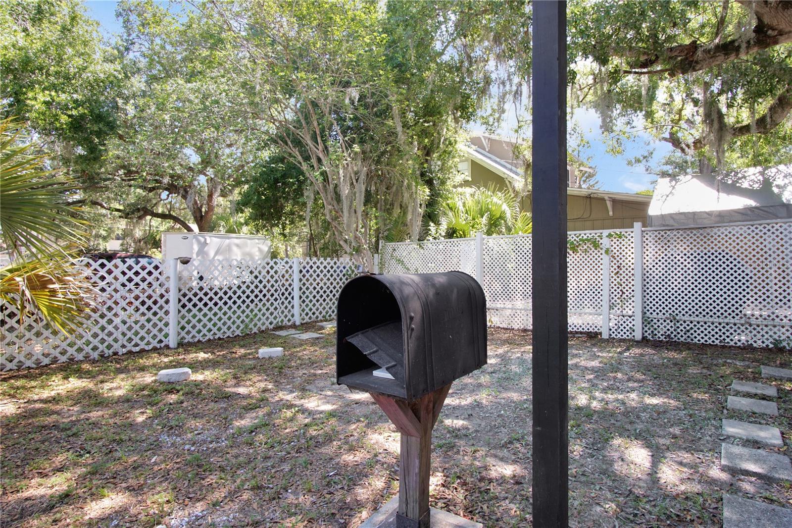 658 AVENUE B NW, WINTER HAVEN, FL, 33881