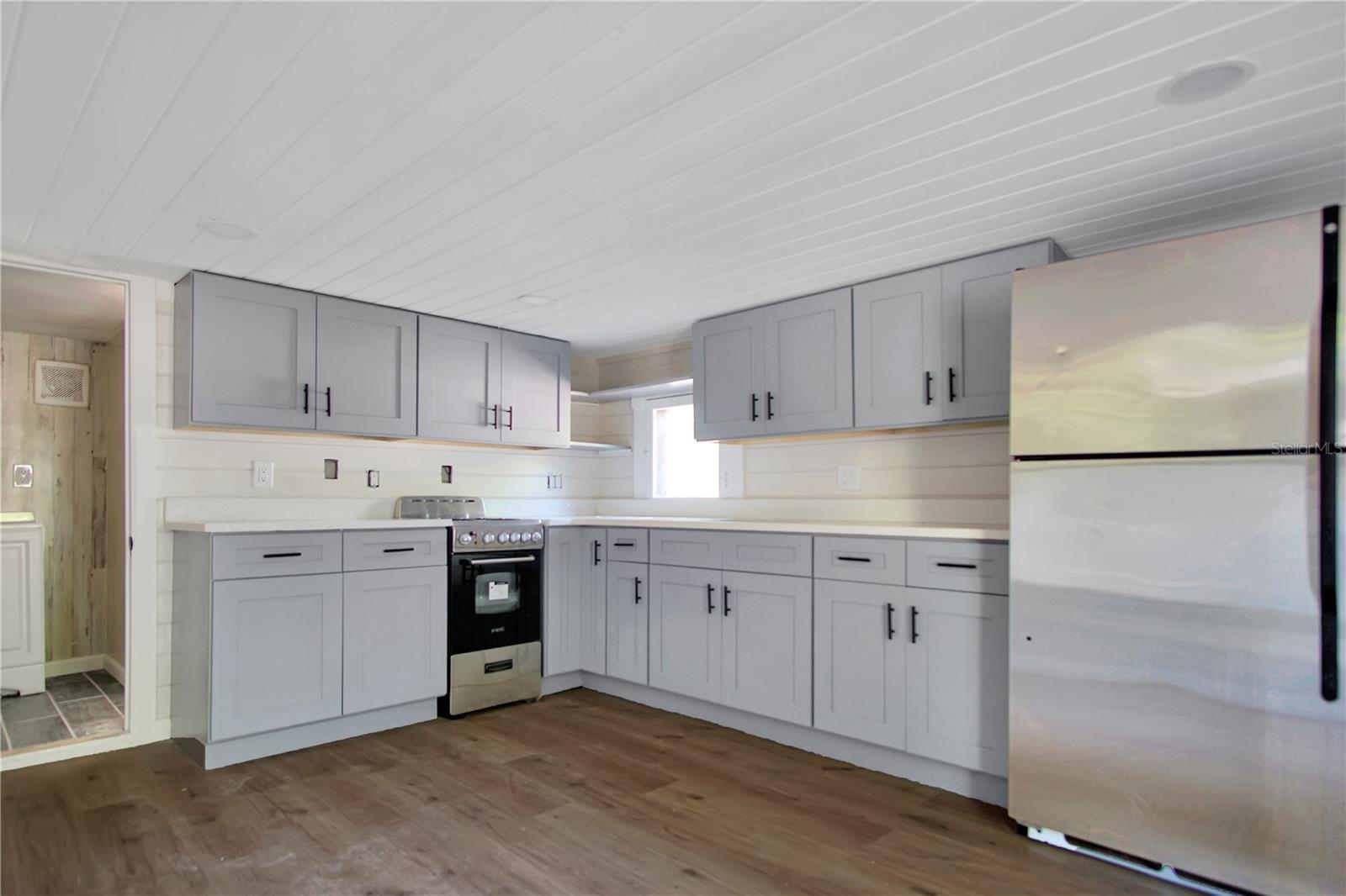 658 AVENUE B NW, WINTER HAVEN, FL, 33881