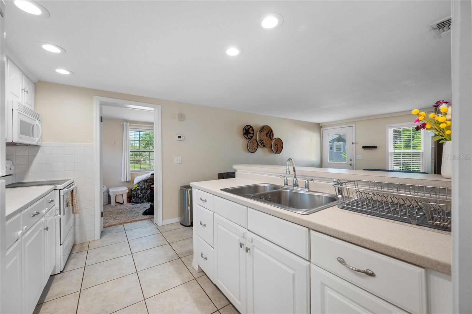 2415 11TH ST N, ST PETERSBURG, FL, 33704