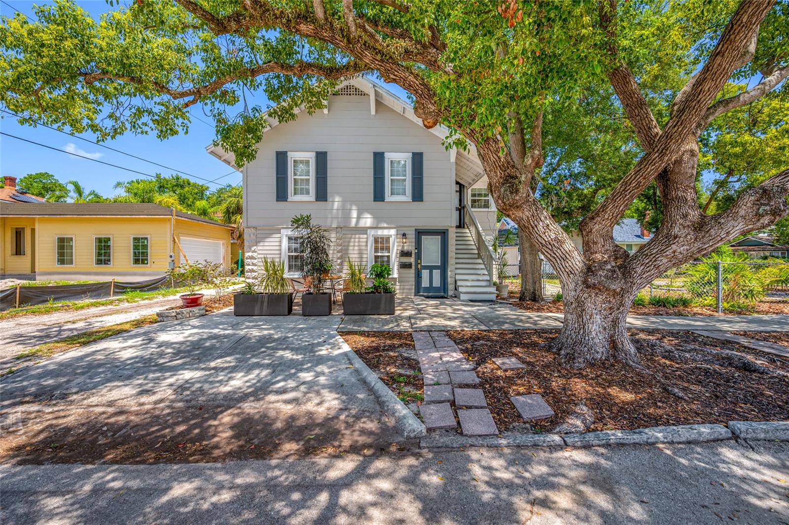 2415 11TH ST N, ST PETERSBURG, FL, 33704
