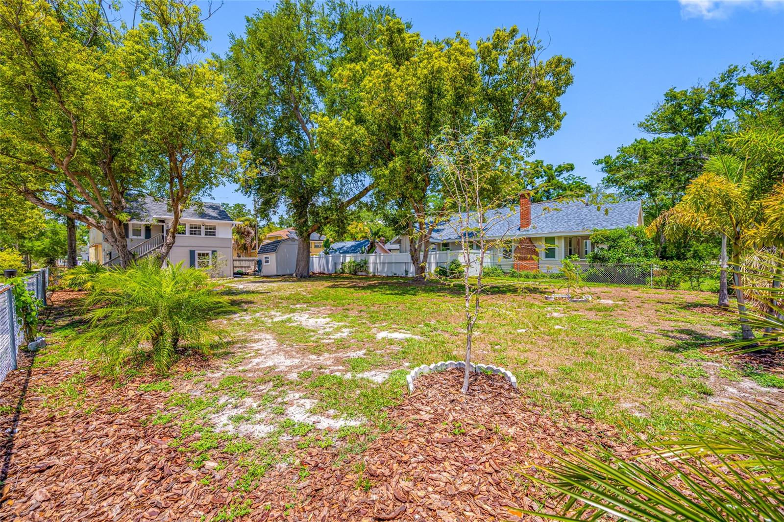 2415 11TH ST N, ST PETERSBURG, FL, 33704