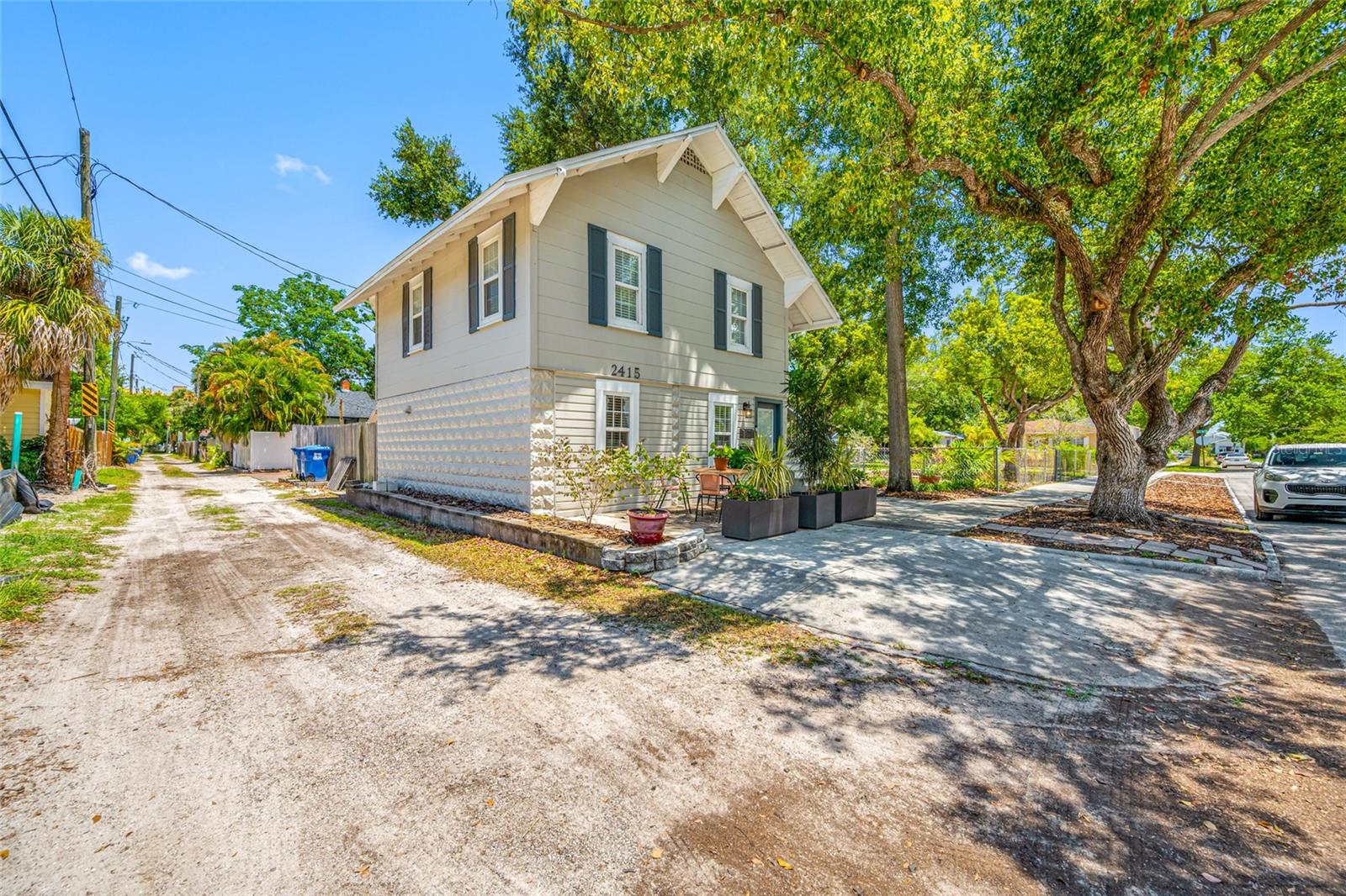 2415 11TH ST N, ST PETERSBURG, FL, 33704