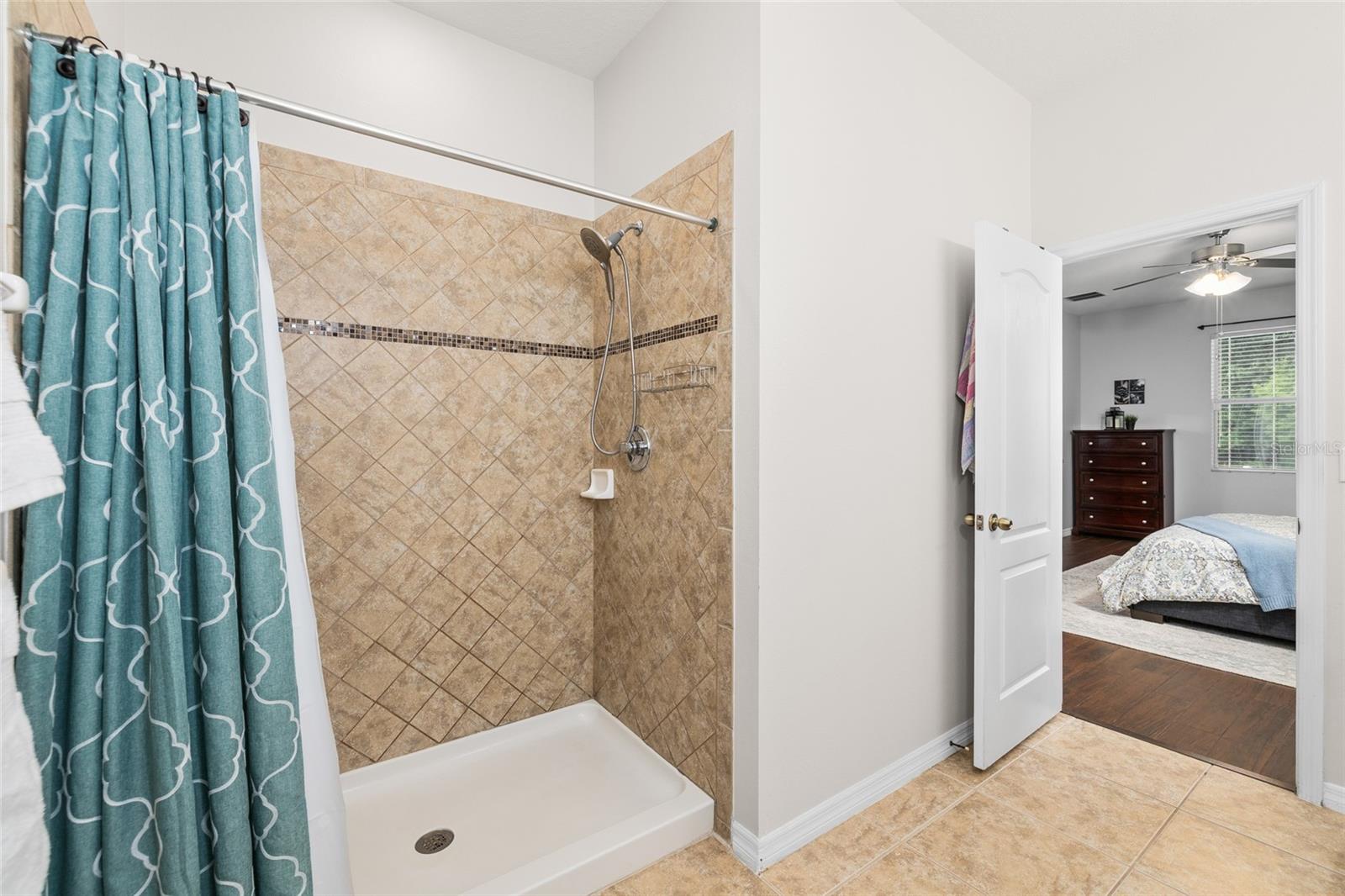 8515 TIDAL BREEZE DR, RIVERVIEW, FL, 33569