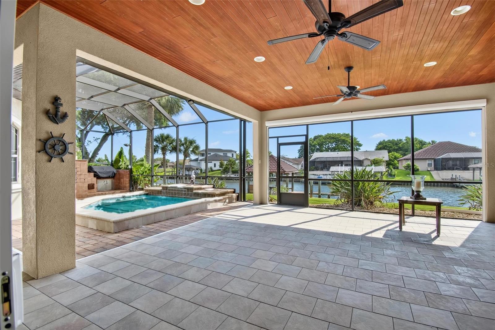 2 CAITLIN CT, PALM COAST, FL, 32137