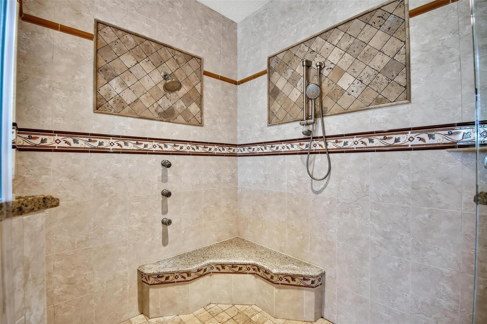 2 CAITLIN CT, PALM COAST, FL, 32137