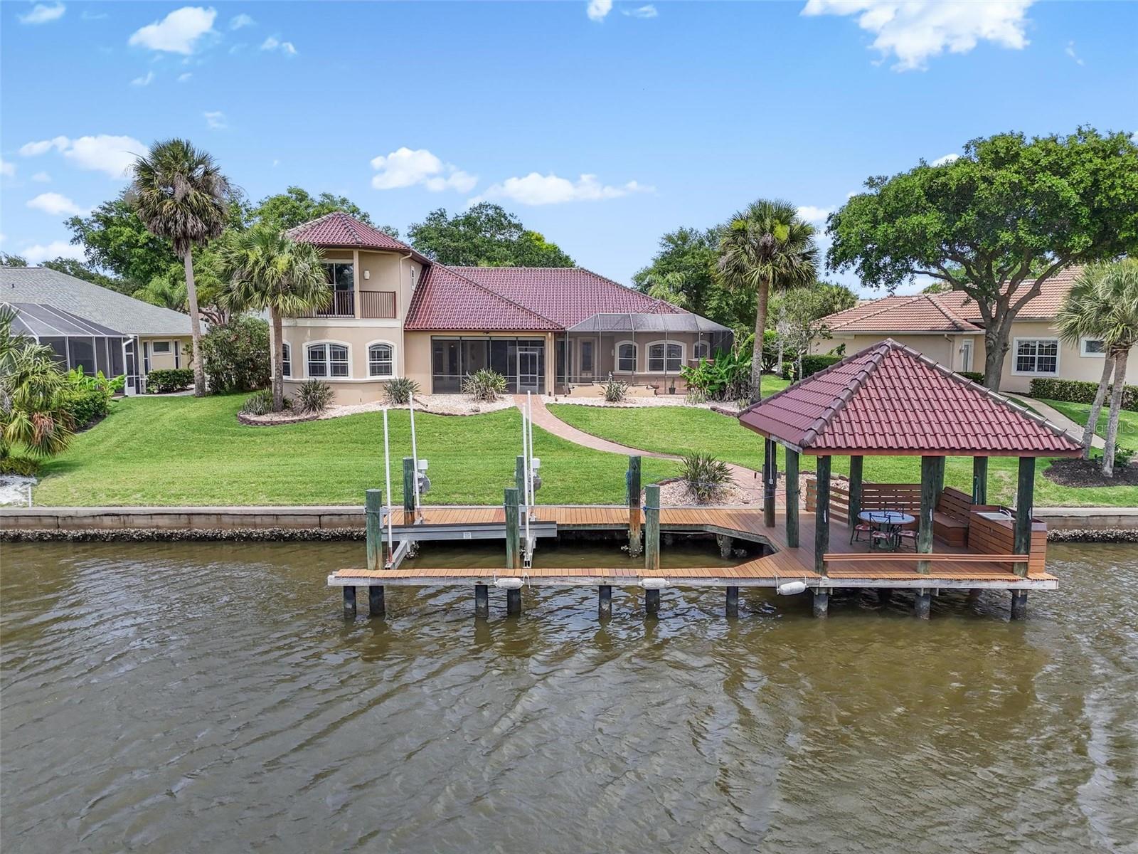 2 CAITLIN CT, PALM COAST, FL, 32137