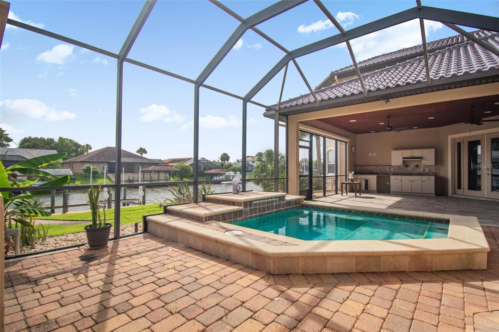 2 CAITLIN CT, PALM COAST, FL, 32137