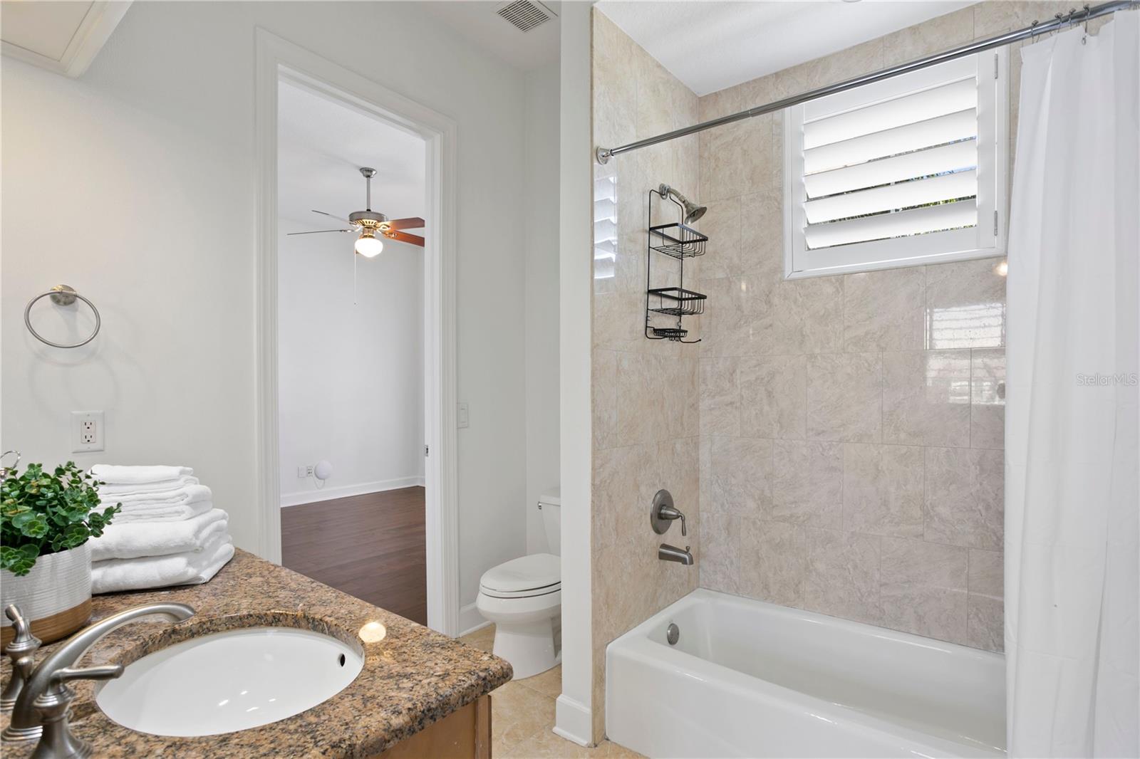 4130 CAUSEWAY VISTA DR, TAMPA, FL, 33615