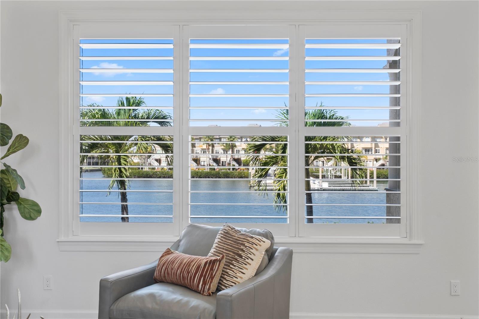 4130 CAUSEWAY VISTA DR, TAMPA, FL, 33615