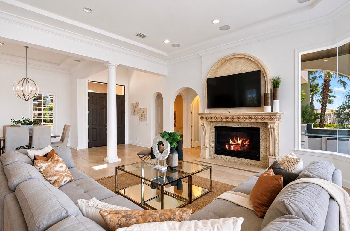 4130 CAUSEWAY VISTA DR, TAMPA, FL, 33615