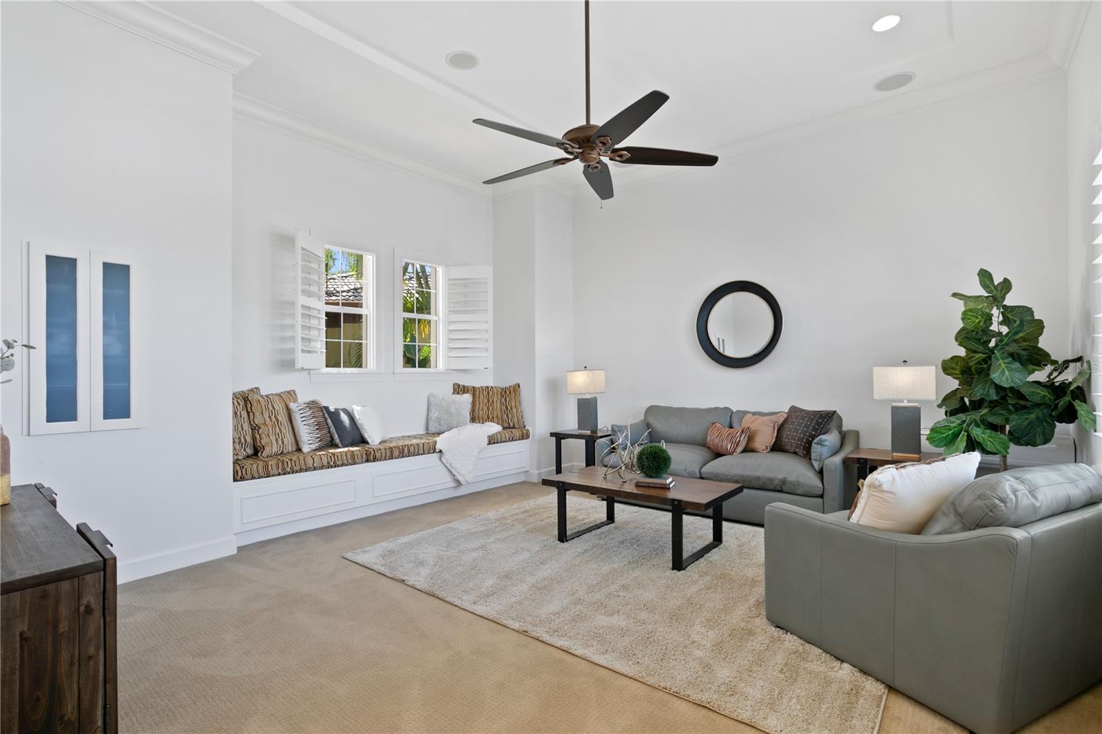 4130 CAUSEWAY VISTA DR, TAMPA, FL, 33615